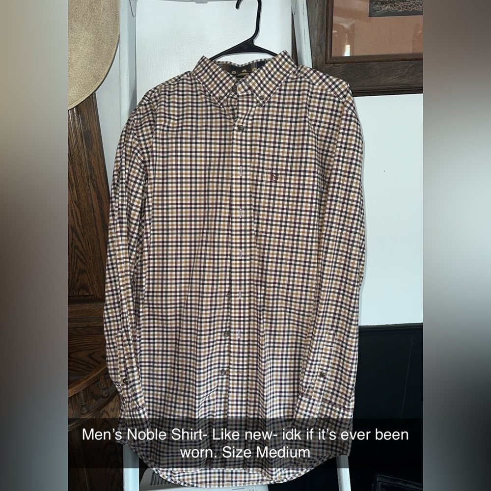 Men’s Noble Button Down